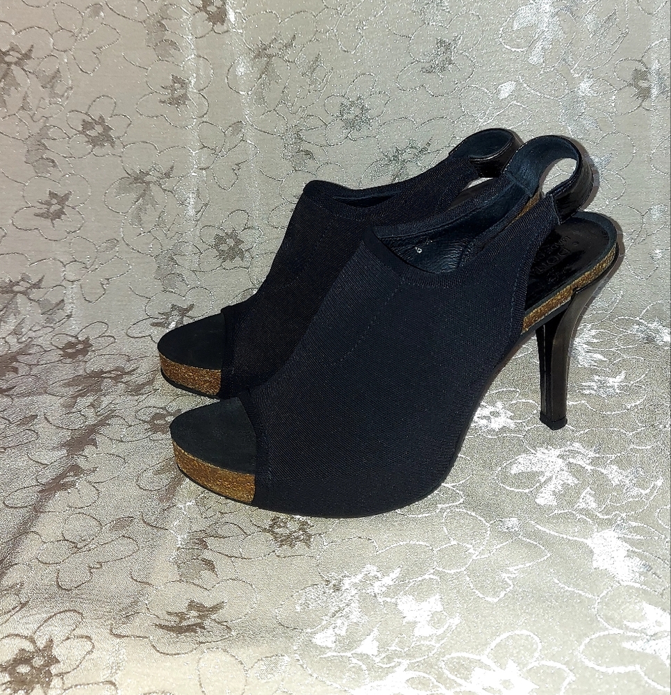 Donald J. Pliner heels